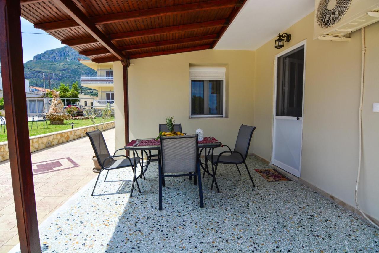 Olea Apartments Xylokastro Bagian luar foto