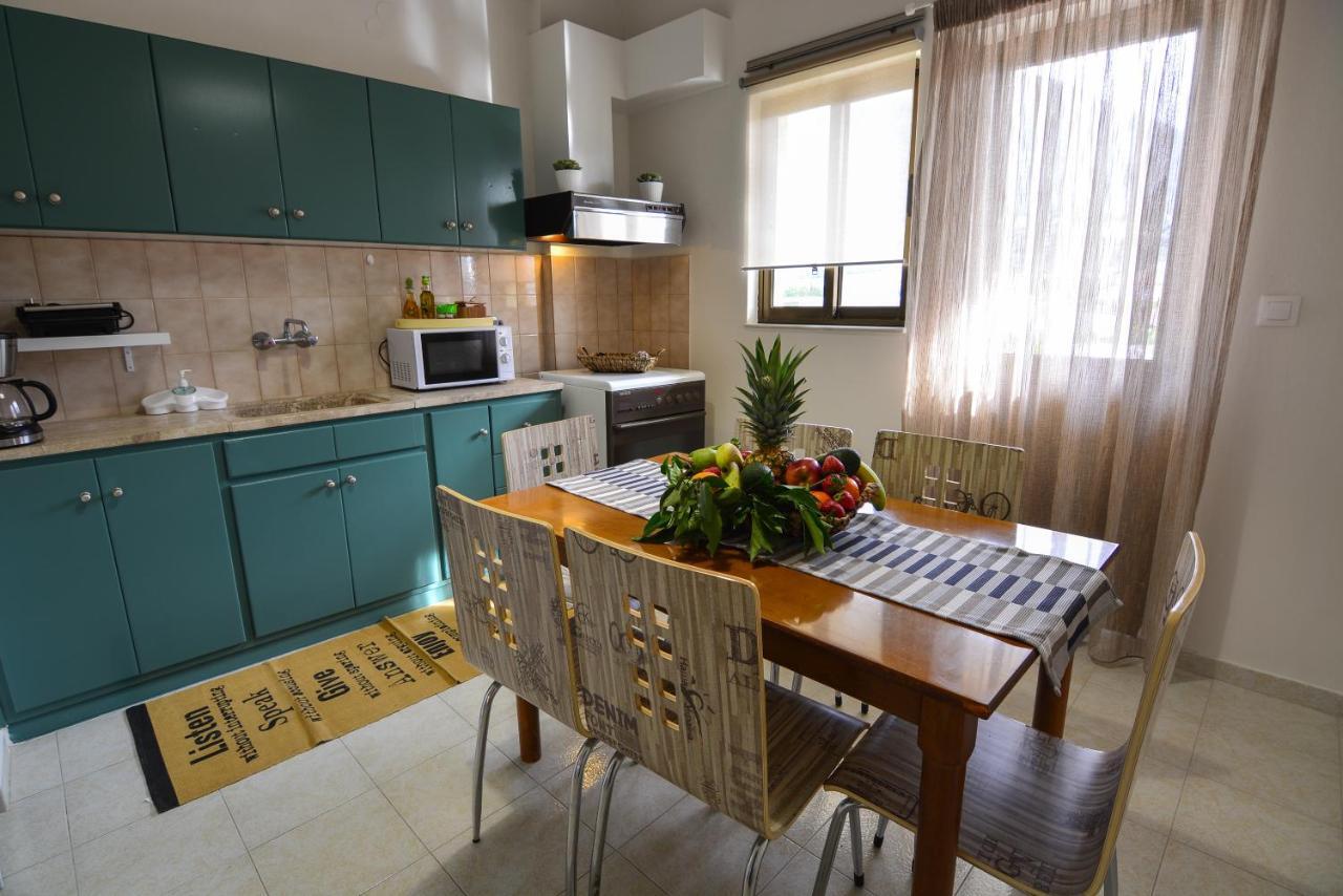 Olea Apartments Xylokastro Bagian luar foto